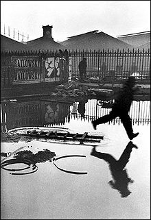 photo by Henri Cartier-Bresson